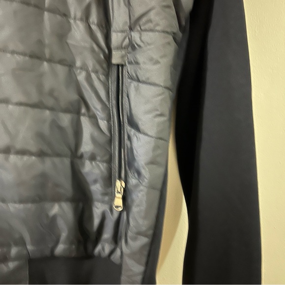 Men's Black Quilted Jacket - Picture 4 of 5